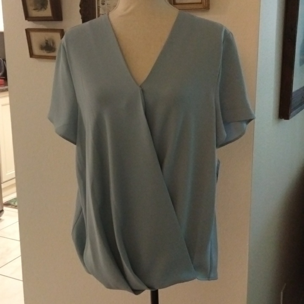Ann Taylor Blouse - Large